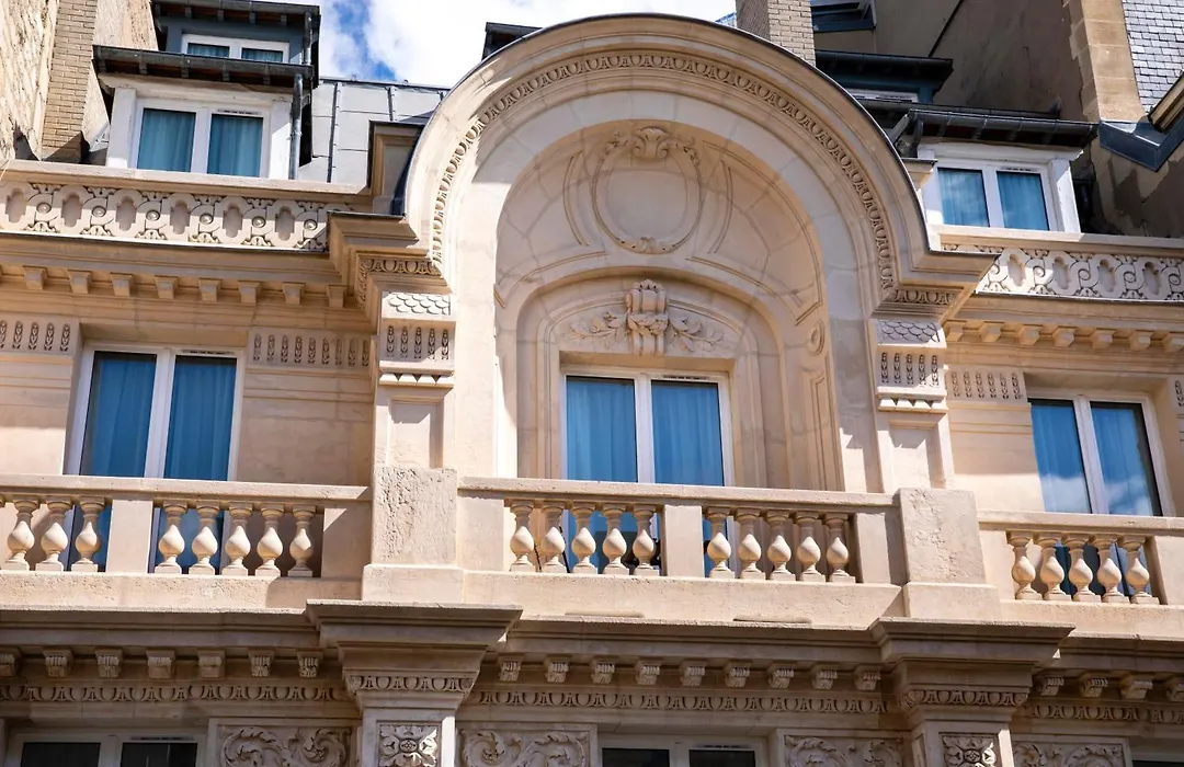 Daunou Opera-1